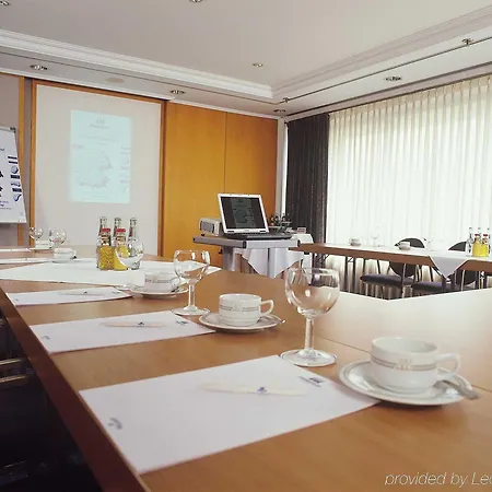 Maritim Grand Готель 4*